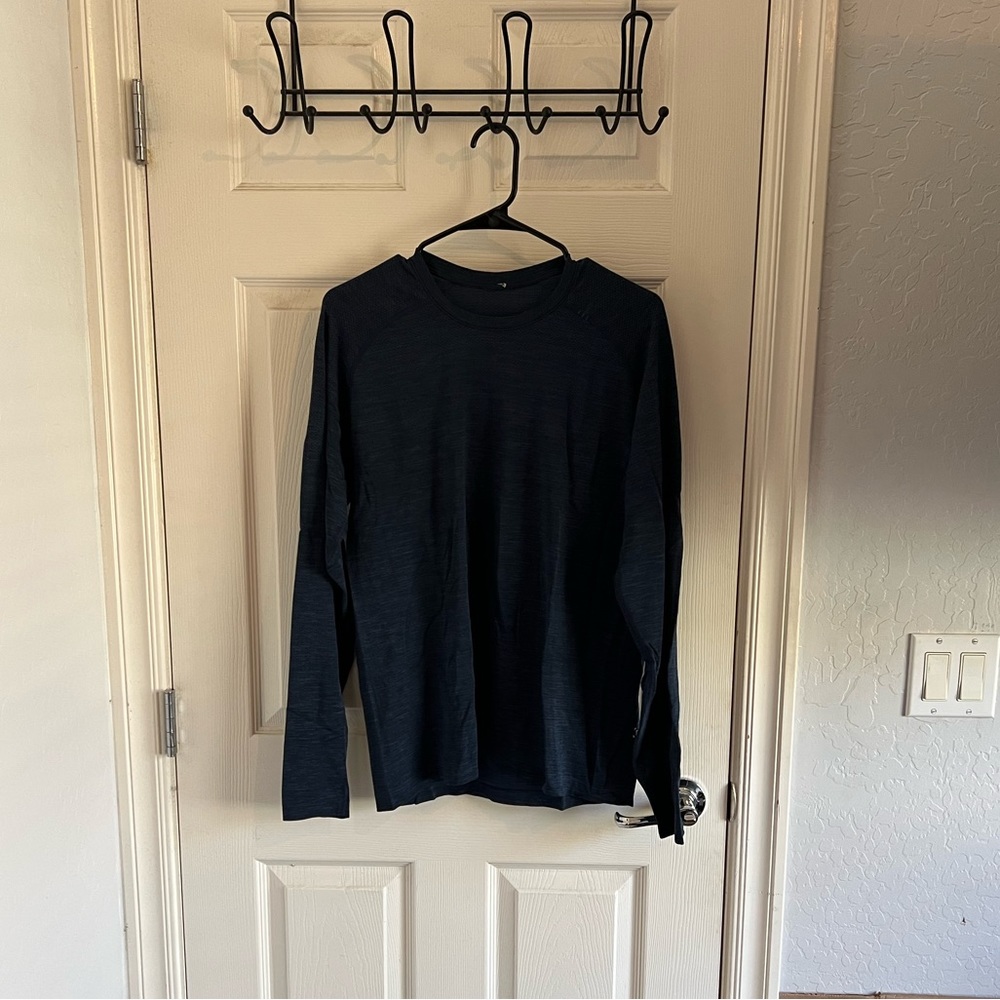 Lululemon Metal Vent Tech 1.0 Longsleeve